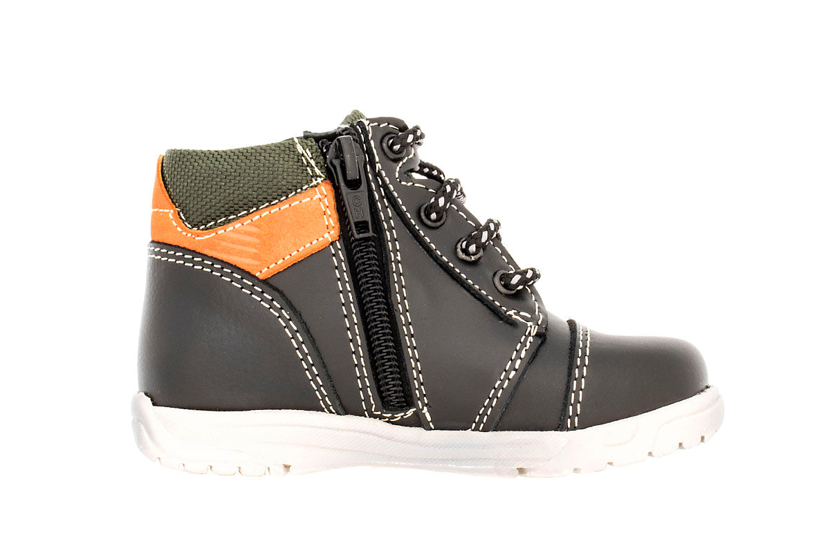 BOTA NIÑO 32804 PIEL NEGRA